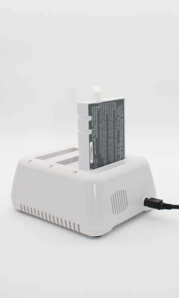 Werth Systems Smart-Med MP-77-Series Detail Battery high speed charger with battery sample